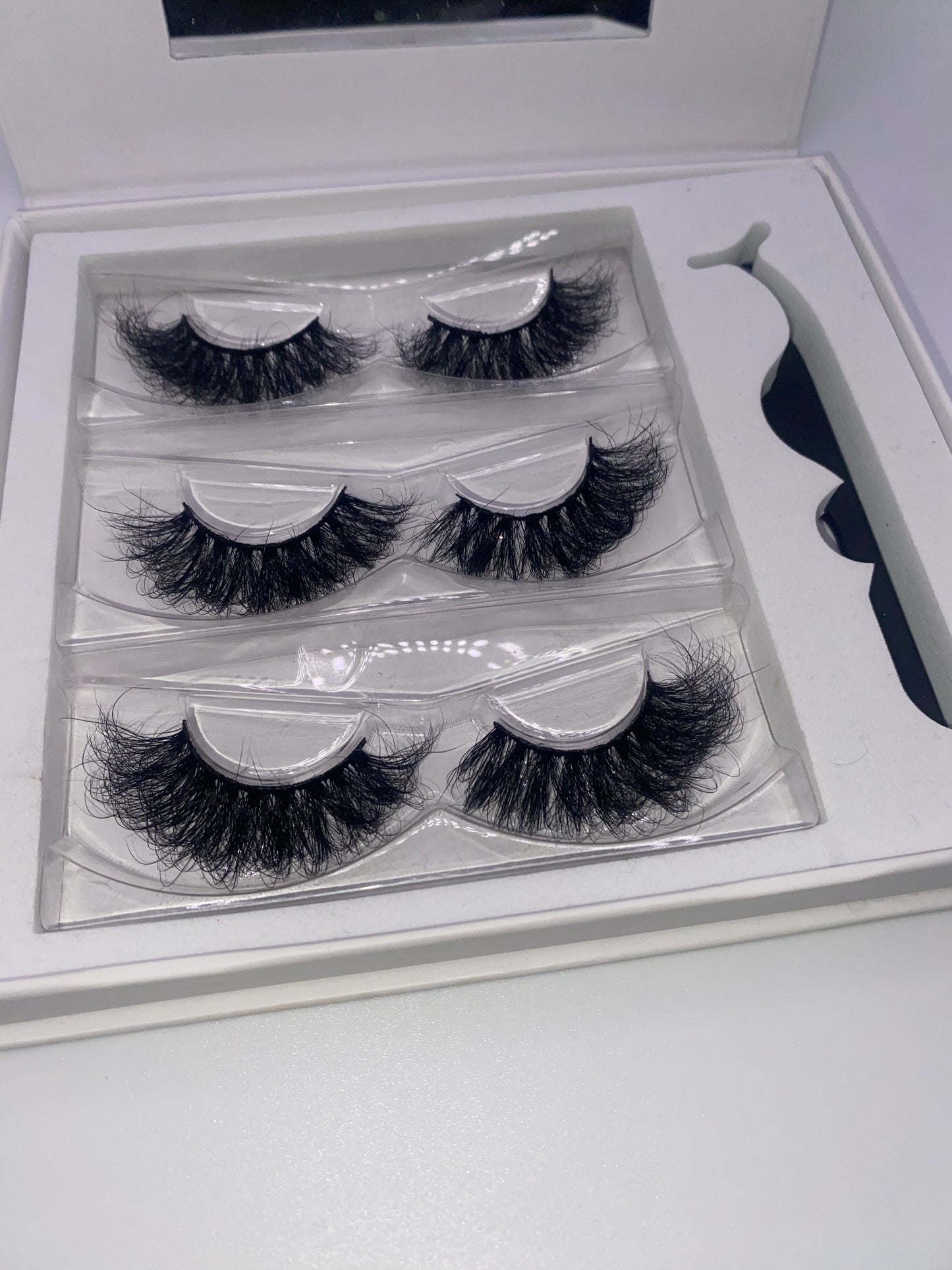 Main Character Lashes