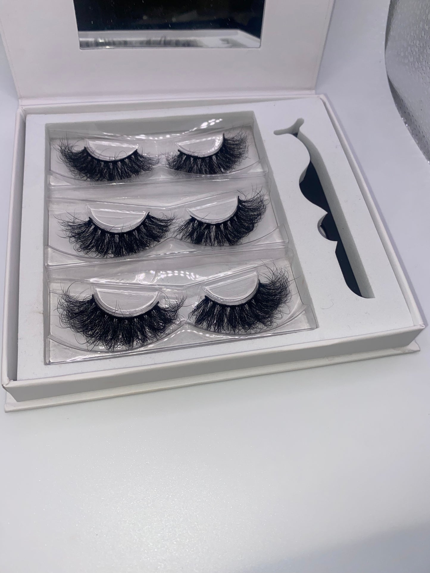 Main Character Lashes