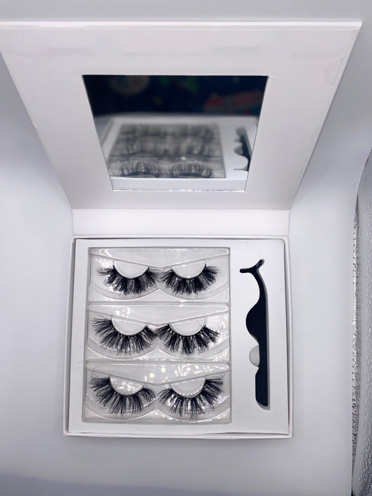 Spotlight Lashes